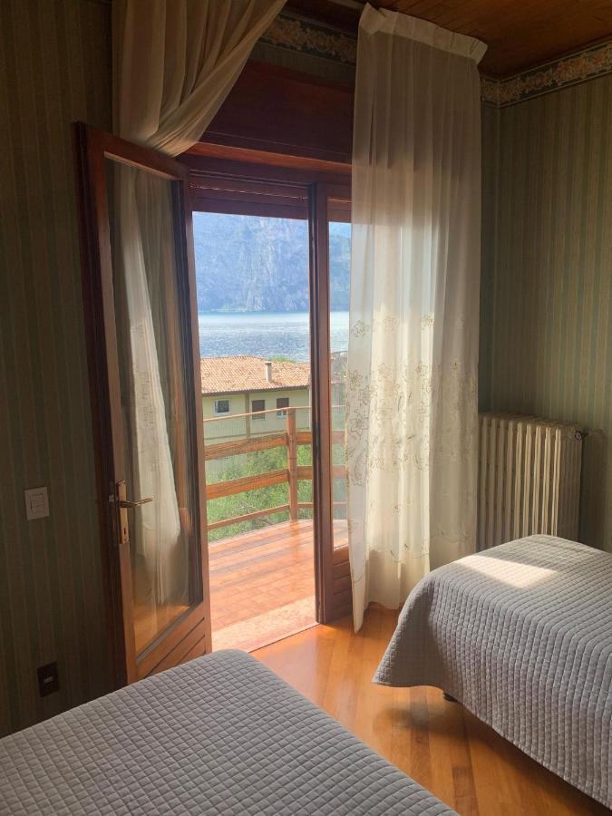 Villa Diana - Terrazza Sul Lago Assenza di Brenzone Bagian luar foto